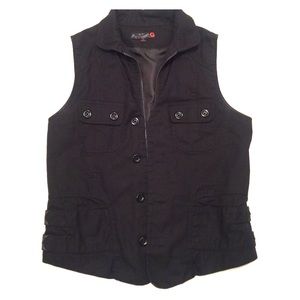 Guess black vest size S
